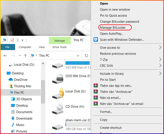 Kích chuột phải vào ổ cứng ngoài và chọn Manage BitLocker.